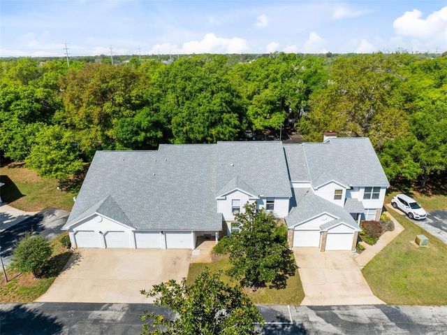 2246 COACH HOUSE BOULEVARD 504, Orlando, FL 32812