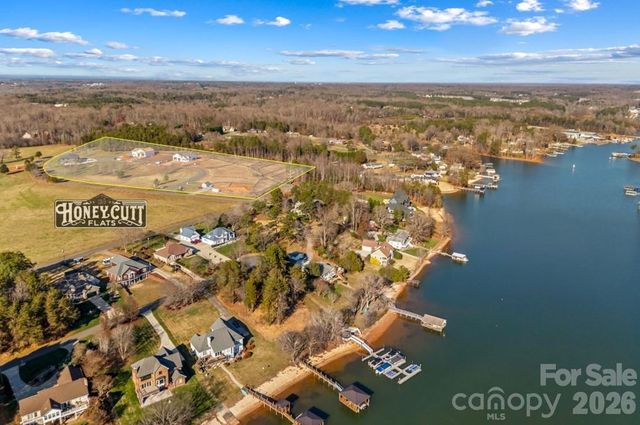 125 Bentley Court, Troutman, NC 28166