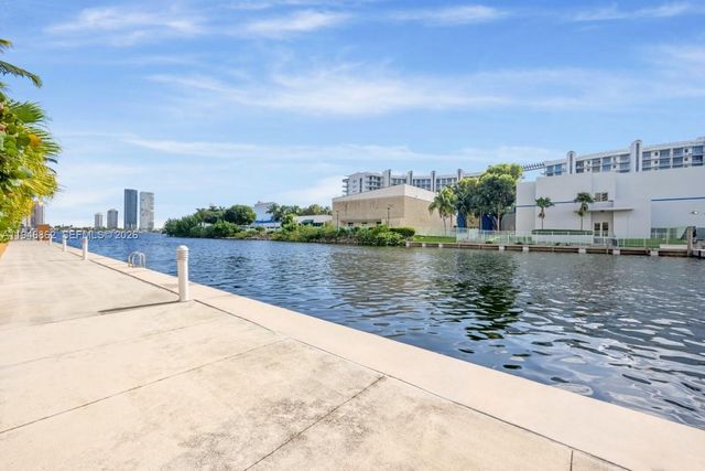 3330 NE 190th St 1912, Aventura, FL 33180