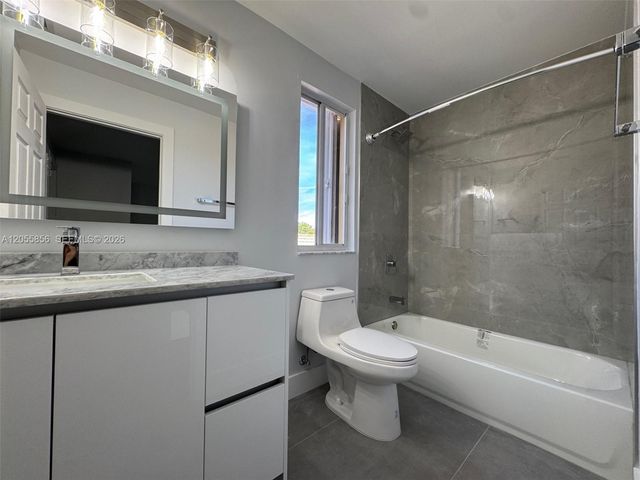 4319 Greenbriar Lane, Weston, FL 33331