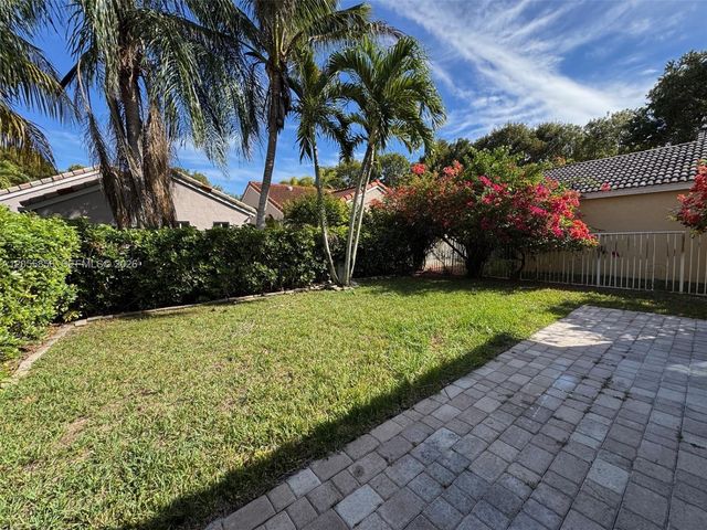 4319 Greenbriar Lane, Weston, FL 33331