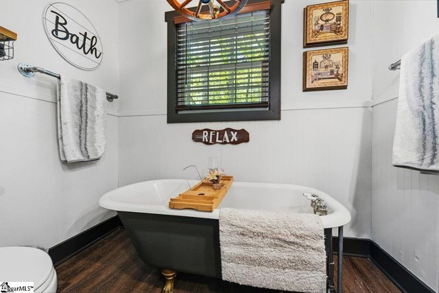 730 W Cove Drive, Mountain Rest, SC 29664