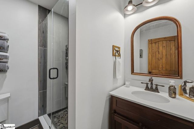 730 W Cove Drive, Mountain Rest, SC 29664
