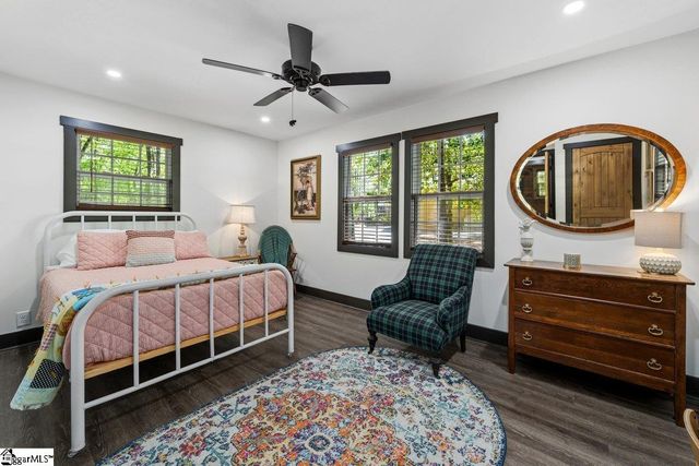 730 W Cove Drive, Mountain Rest, SC 29664