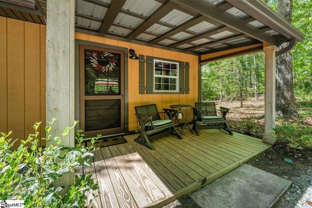 730 W Cove Drive, Mountain Rest, SC 29664