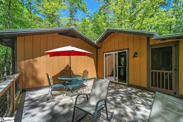 730 W Cove Drive, Mountain Rest, SC 29664
