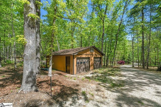 730 W Cove Drive, Mountain Rest, SC 29664
