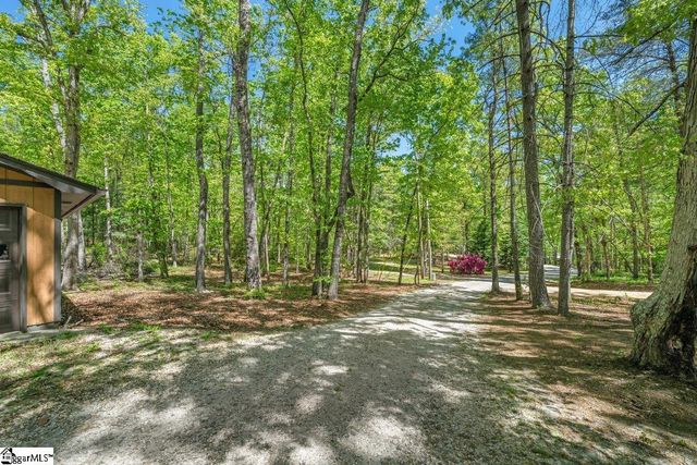 730 W Cove Drive, Mountain Rest, SC 29664