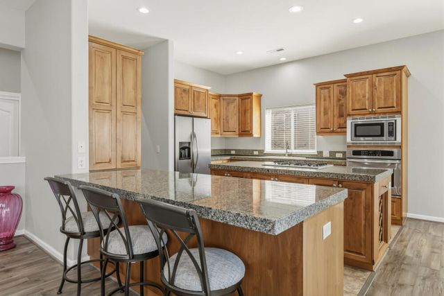 4818 Grosbeak Drive, Klamath Falls, OR 97601