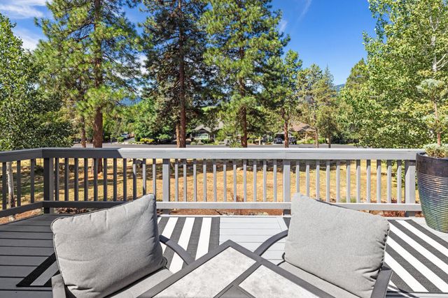 4818 Grosbeak Drive, Klamath Falls, OR 97601