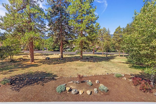 4818 Grosbeak Drive, Klamath Falls, OR 97601