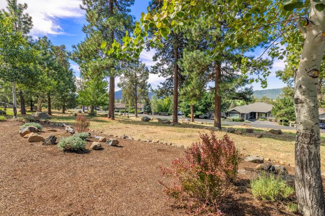 4818 Grosbeak Drive, Klamath Falls, OR 97601