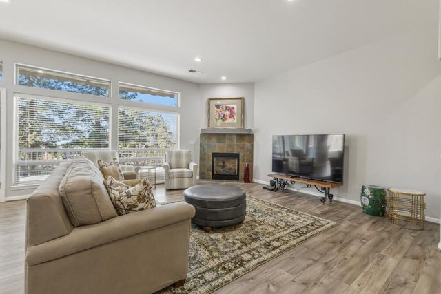 4818 Grosbeak Drive, Klamath Falls, OR 97601