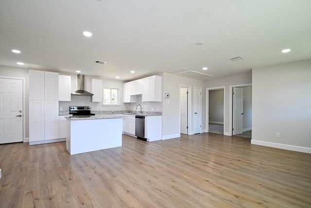 10910 Fullerton Drive, Houston, TX 77043