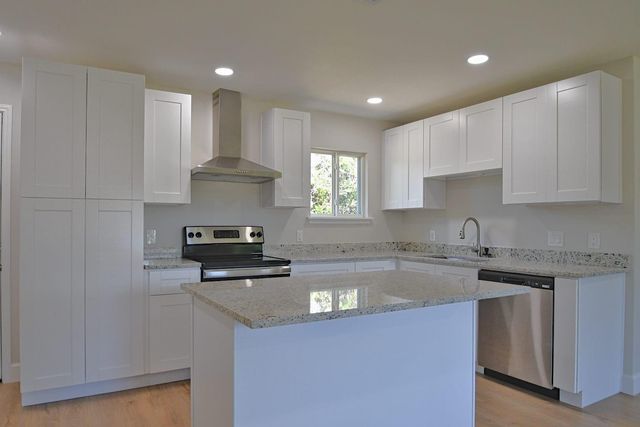 10910 Fullerton Drive, Houston, TX 77043