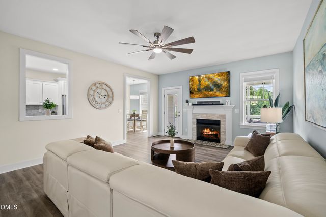 245 Beckwith Avenue, Clayton, NC 27527