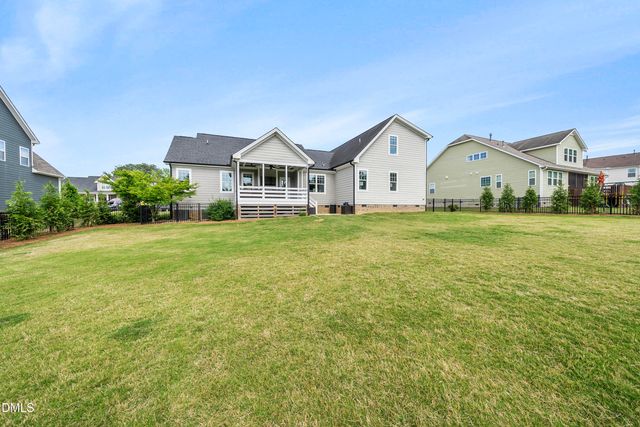 245 Beckwith Avenue, Clayton, NC 27527
