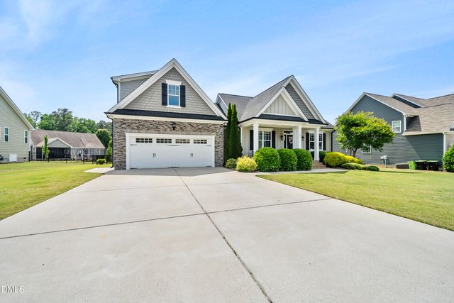 245 Beckwith Avenue, Clayton, NC 27527