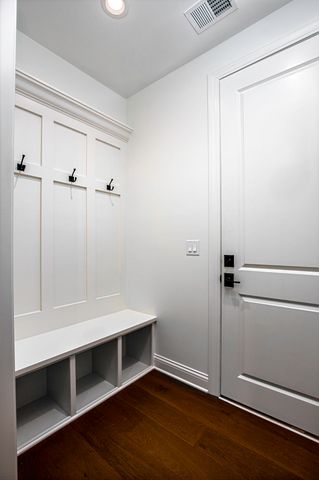 712 Azalea Lane, Versailles, KY 40383