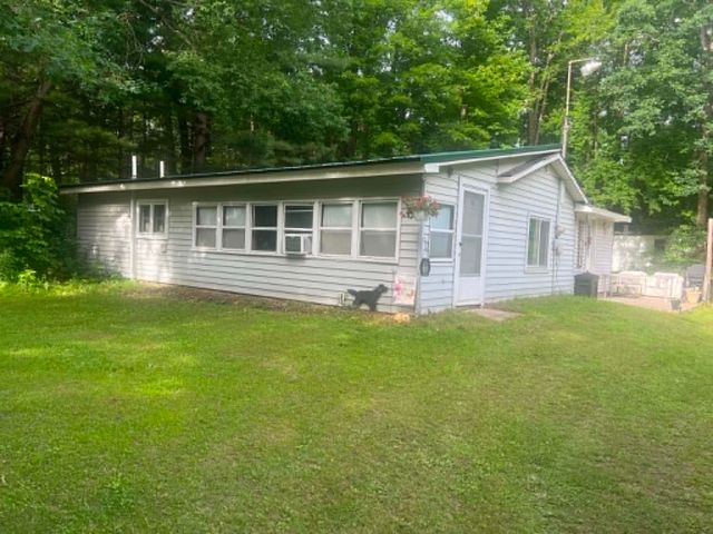 2080 Nina Drive, Harrison, MI 48625