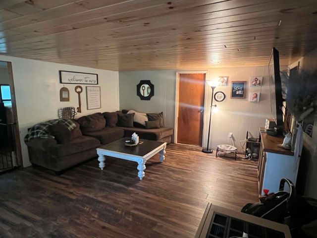 2080 Nina Drive, Harrison, MI 48625