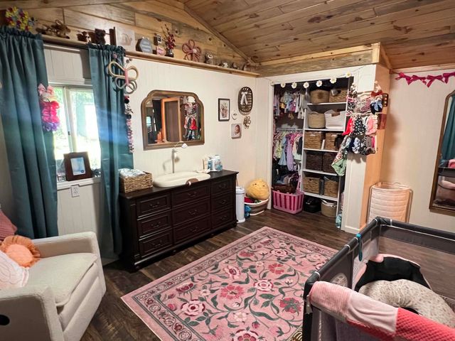 2080 Nina Drive, Harrison, MI 48625