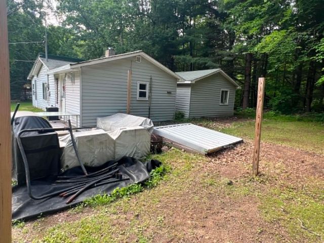 2080 Nina Drive, Harrison, MI 48625