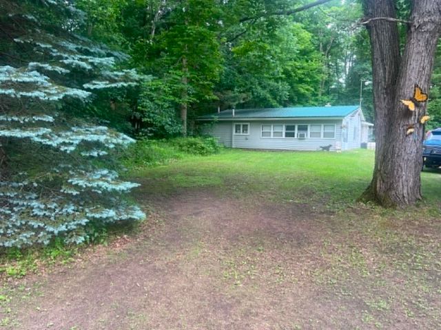 2080 Nina Drive, Harrison, MI 48625