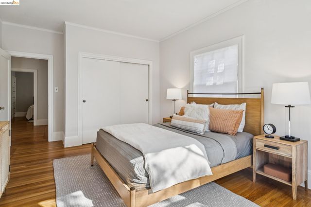 301 El Cerrito Avenue, Piedmont, CA 94611