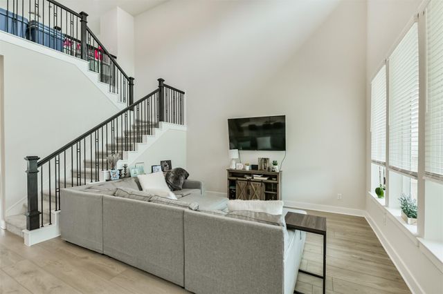 9243 Trimble Landing Drive, Tomball, TX 77375