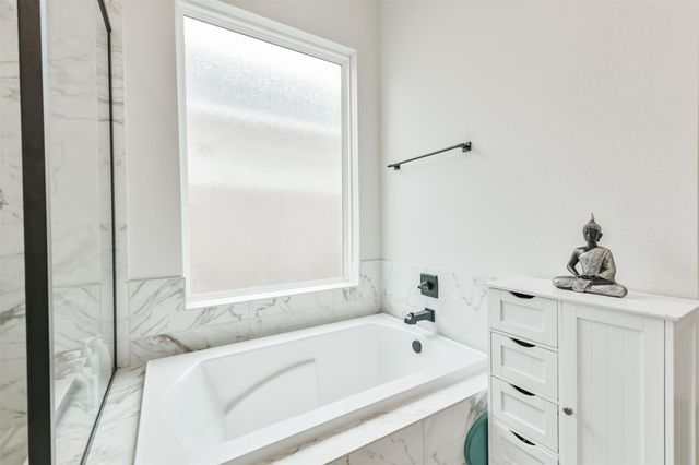 9243 Trimble Landing Drive, Tomball, TX 77375