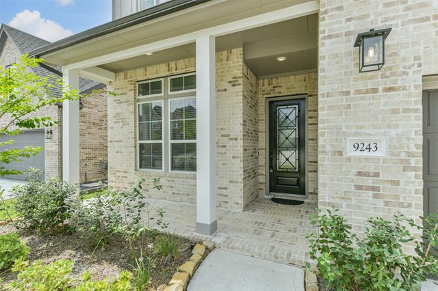 9243 Trimble Landing Drive, Tomball, TX 77375