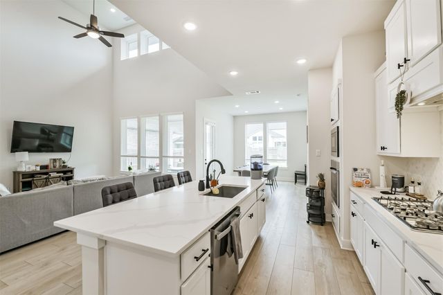 9243 Trimble Landing Drive, Tomball, TX 77375