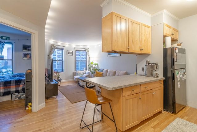828 Huntington Ave 2, Boston, MA 02115
