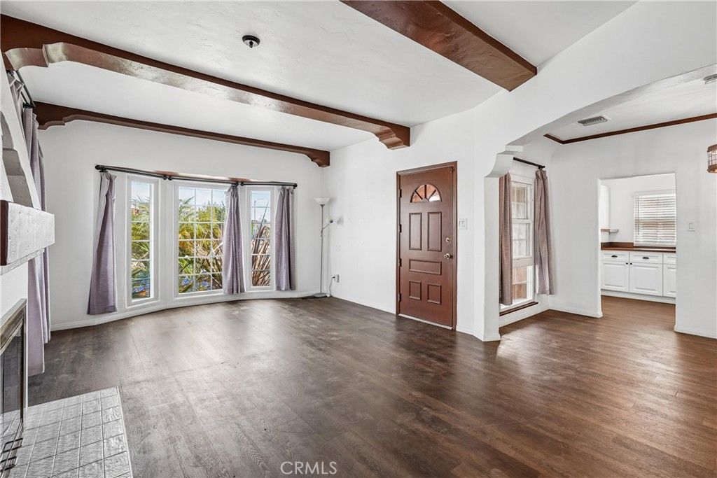 8319 S Van Ness Avenue, Inglewood, CA 90305 — photo 4