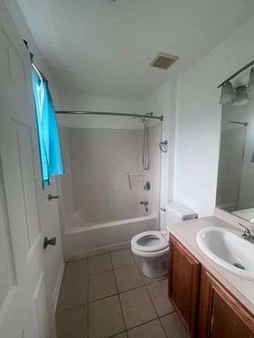 180 Cabana Way, Crestview, FL 32536