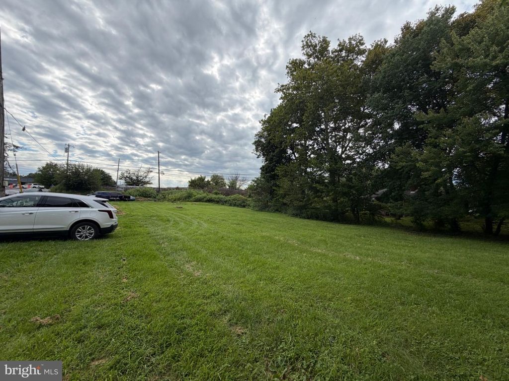 4 BELVUE TER, ASTON, PA 19014 — photo 4