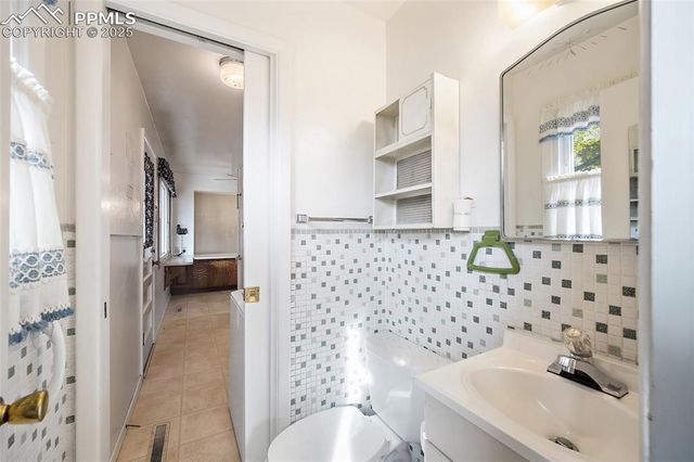 2222 N Circle Drive, Colorado Springs, CO 80909