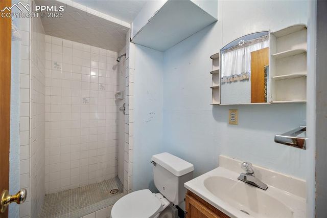 2222 N Circle Drive, Colorado Springs, CO 80909