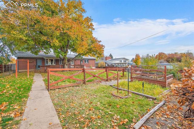 2222 N Circle Drive, Colorado Springs, CO 80909