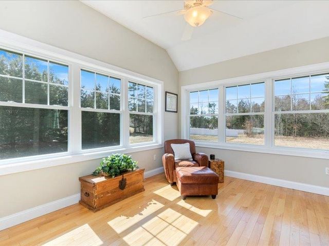 14 Tomasian Drive, Merrimack, NH 03054