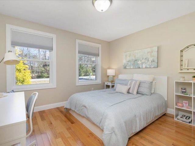 14 Tomasian Drive, Merrimack, NH 03054