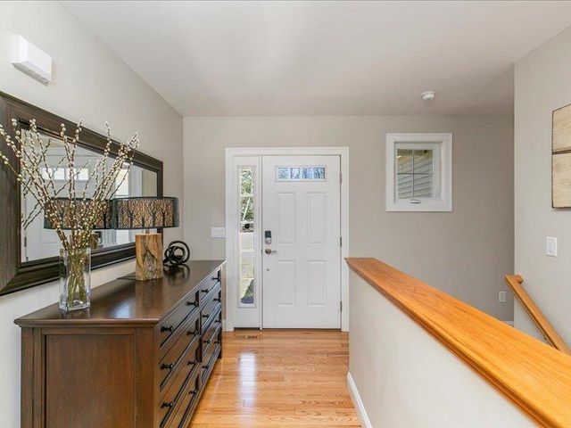 14 Tomasian Drive, Merrimack, NH 03054