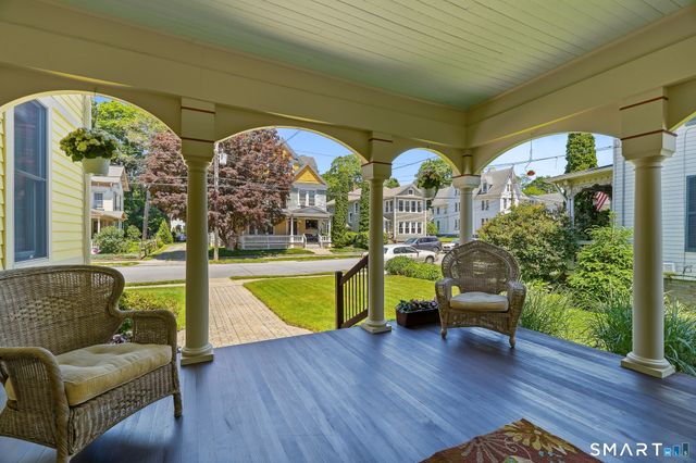 24 Lincoln Avenue, Norwich, CT 06360