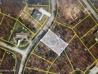 6816 Topez Drive, Crossville, TN 38572