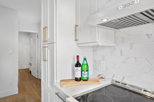 132 Toll House Lane, Fairfield, CT 06825