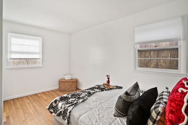 132 Toll House Lane, Fairfield, CT 06825