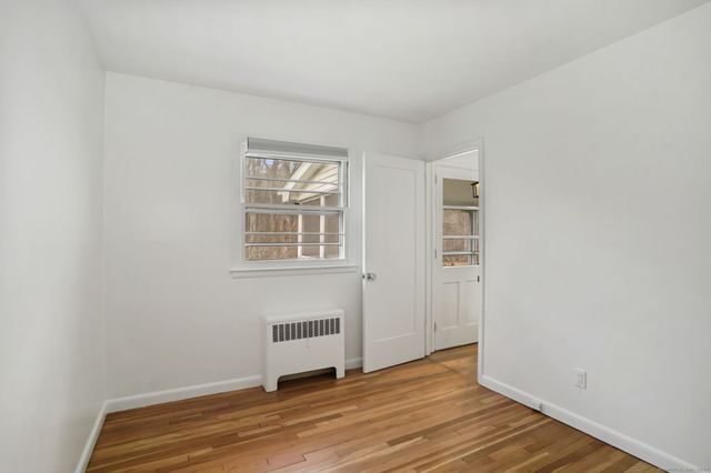 132 Toll House Lane, Fairfield, CT 06825