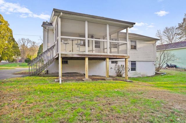 132 Toll House Lane, Fairfield, CT 06825