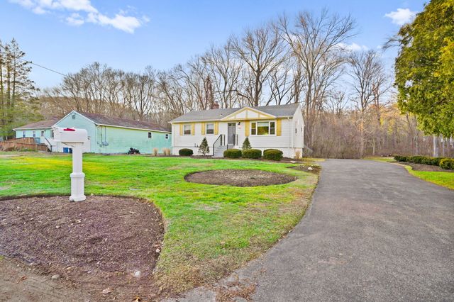 132 Toll House Lane, Fairfield, CT 06825